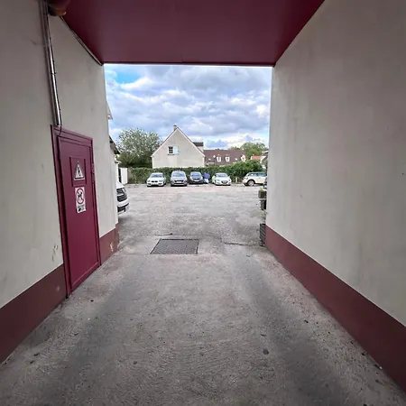 Appartement Maisonnette Parc Asterix I Roissy Cdg I Chateau De Chantilly I Paris La Chapelle-en-Serval