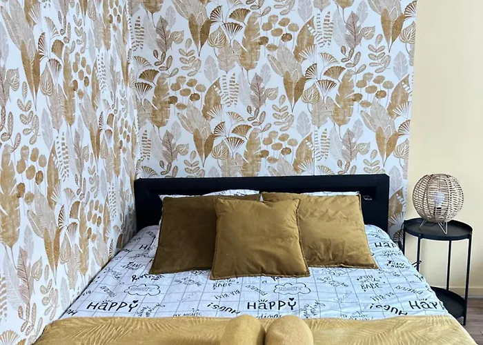 Maisonnette Parc Astérix I Roissy Cdg I Chateau De Chantilly I Paris *